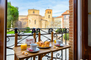 Balcony of the Wall I 1min to avila's ALCAZAR